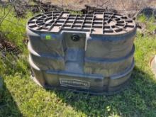 Rubbermaid livestock tank