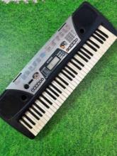 Yamaha Electric keyboard