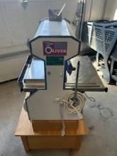 Oliver Bread Slicer - 777