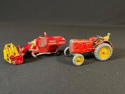 Assortment of vintage tractor die-cast toys -see photos-