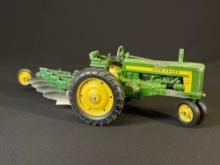 Vintage John Deere 720 tractor w/ 4 disk rake & loader implement