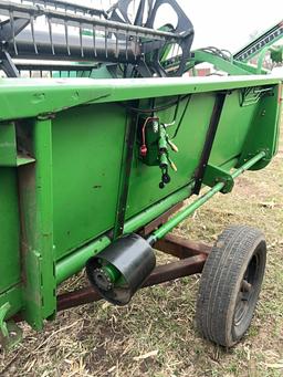 John Deere 922 soybean head s24673