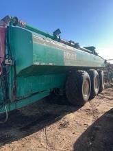 Houle 7300 Manure Tanker w/ Applicator