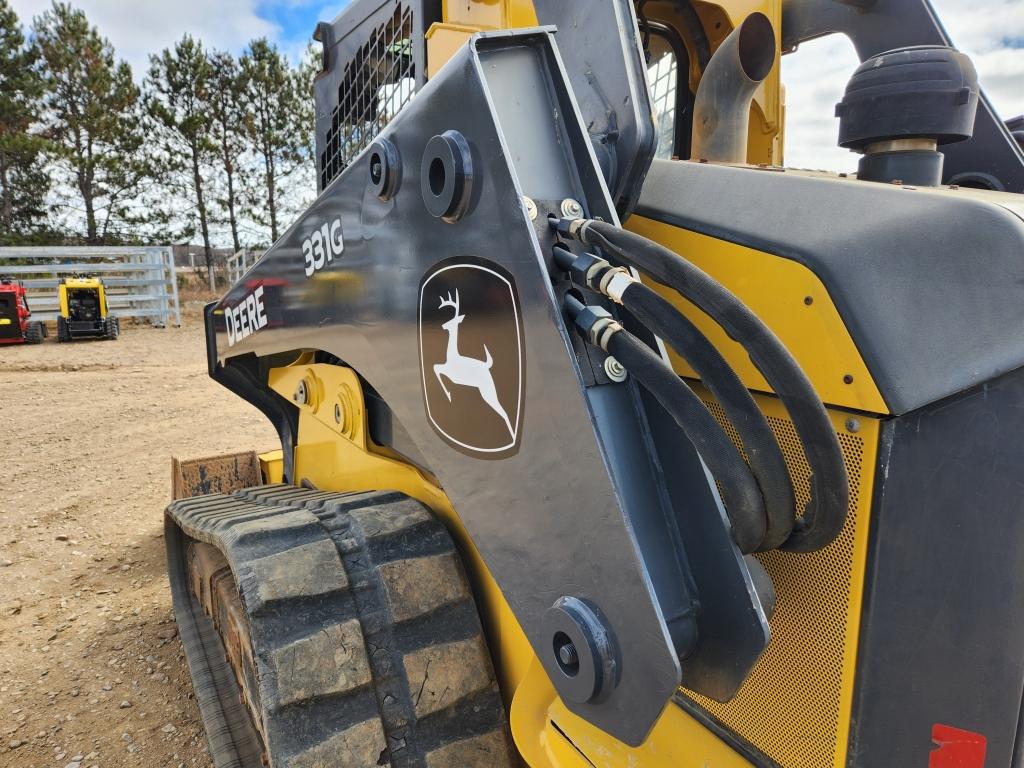 2017 Deere 331g Tracked Skid Steer