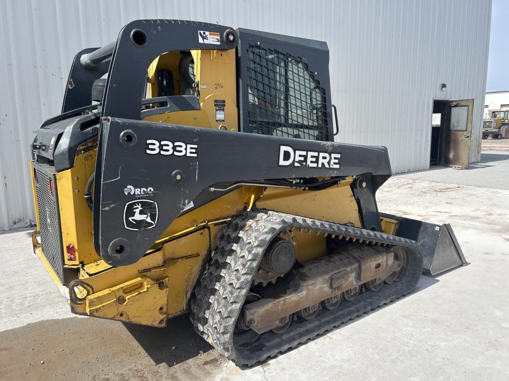 2015 John Deere 333e Skid Steer