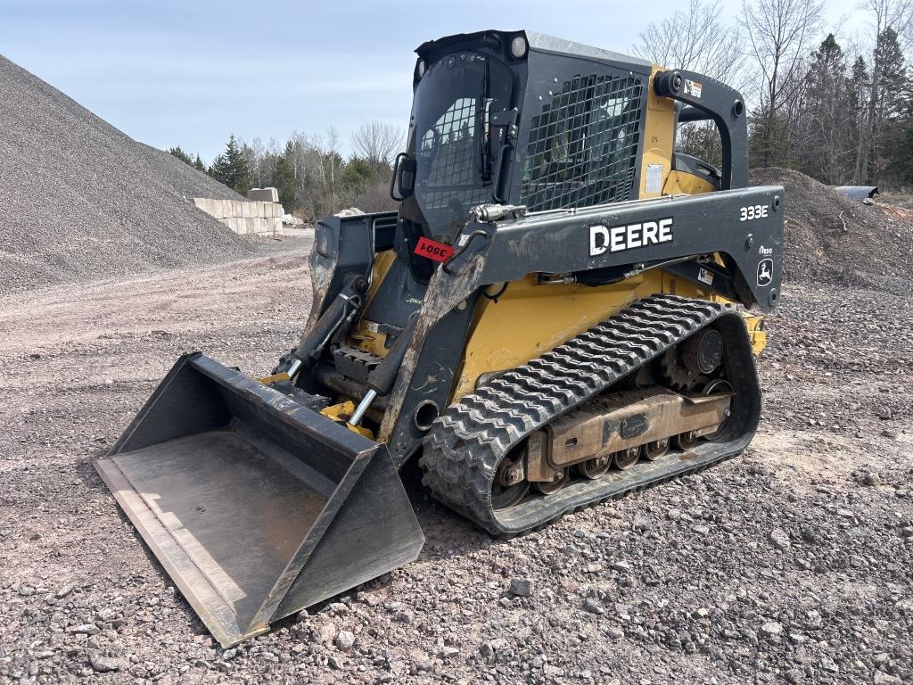 2015 John Deere 333e Skid Steer