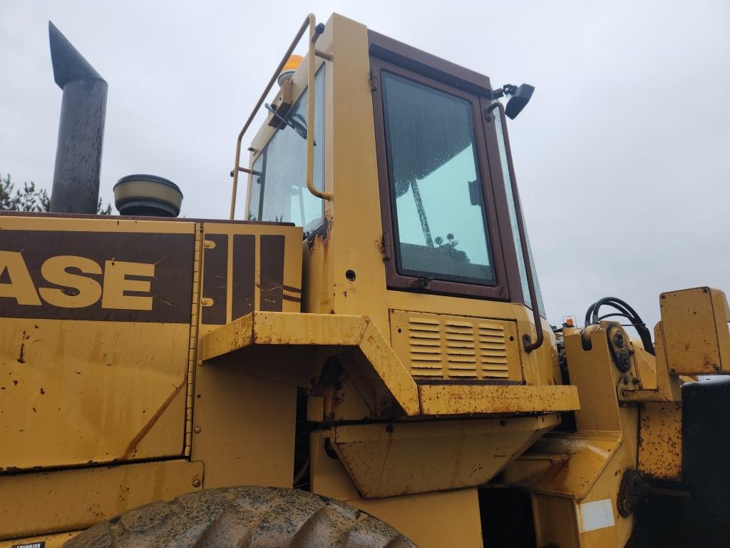 Case 621 Wheel Loader