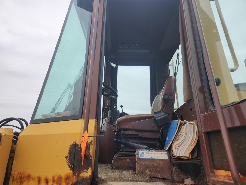 Case 621 Wheel Loader