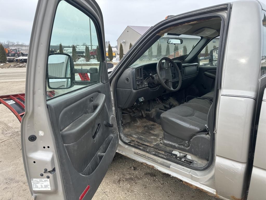 2004 Chevrolet 2500 Hd Pickup Truck