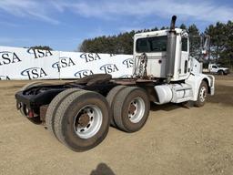 2005 Peterbilt 385 Day Cab Truck Tractor