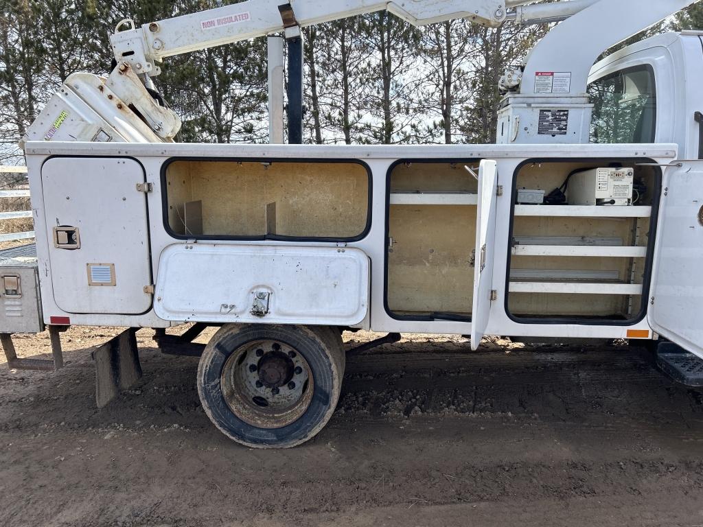 2003 Chevrolet C4500 Boom Truck