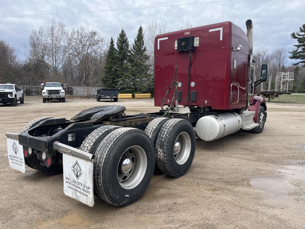 2019 Peterbilt 579 Sleeper Tractor