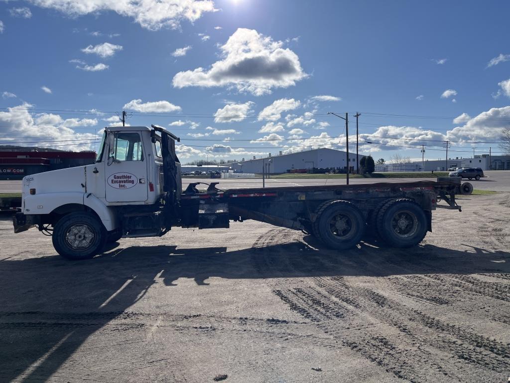 1992 Volvo Gmc Roll-off Truck