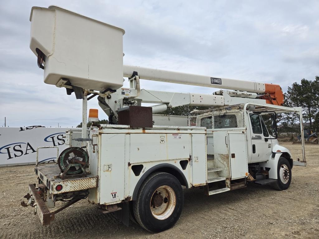 2002 International 4300 Bucket Truck