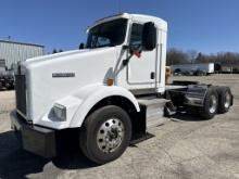 2011 Kenworth T600 Day Cab