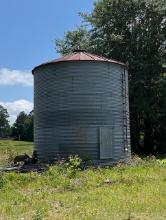 Long Grain Bin ( Selling Offsite )