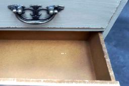 Small Decorative 3 Drawer Dresser