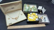 Assorted Jewelry