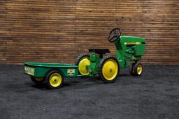 John Deere/Ertl Model 520 Pedal Tractor and Wagon