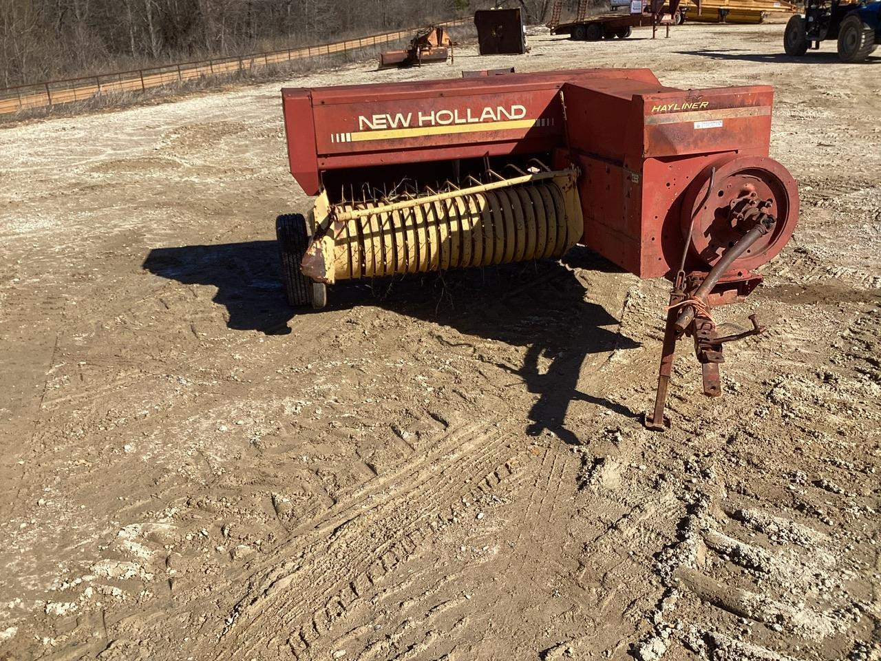 New Holland 311 Square Baler