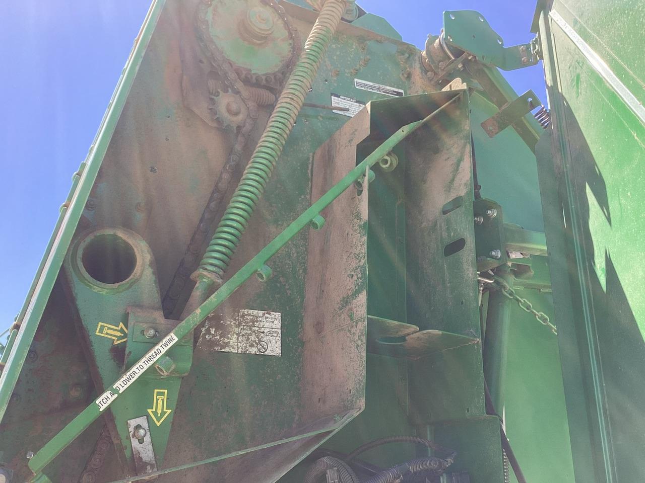 John Deere 469 Baler MegaWidePlus Net Wrap