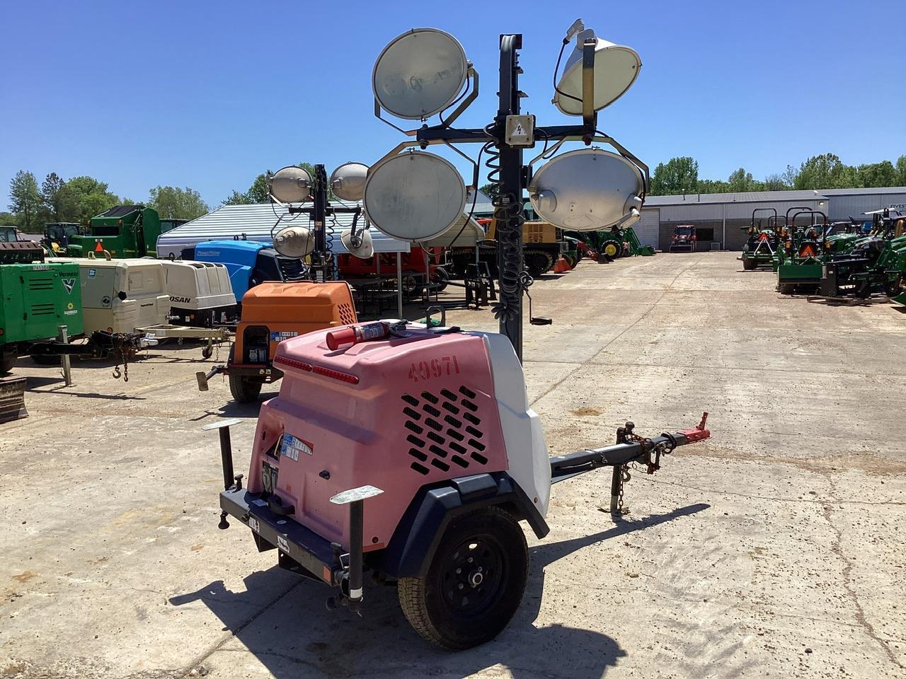 Generac MLT65KSTD 4 bulb Light Tower/Trailer