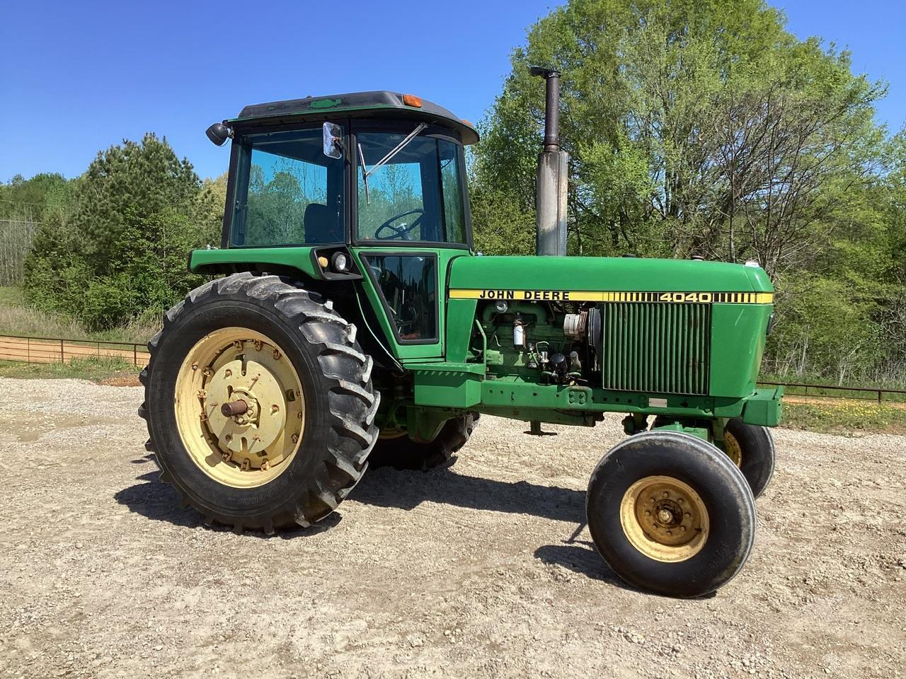 John Deere 4040 Tractor