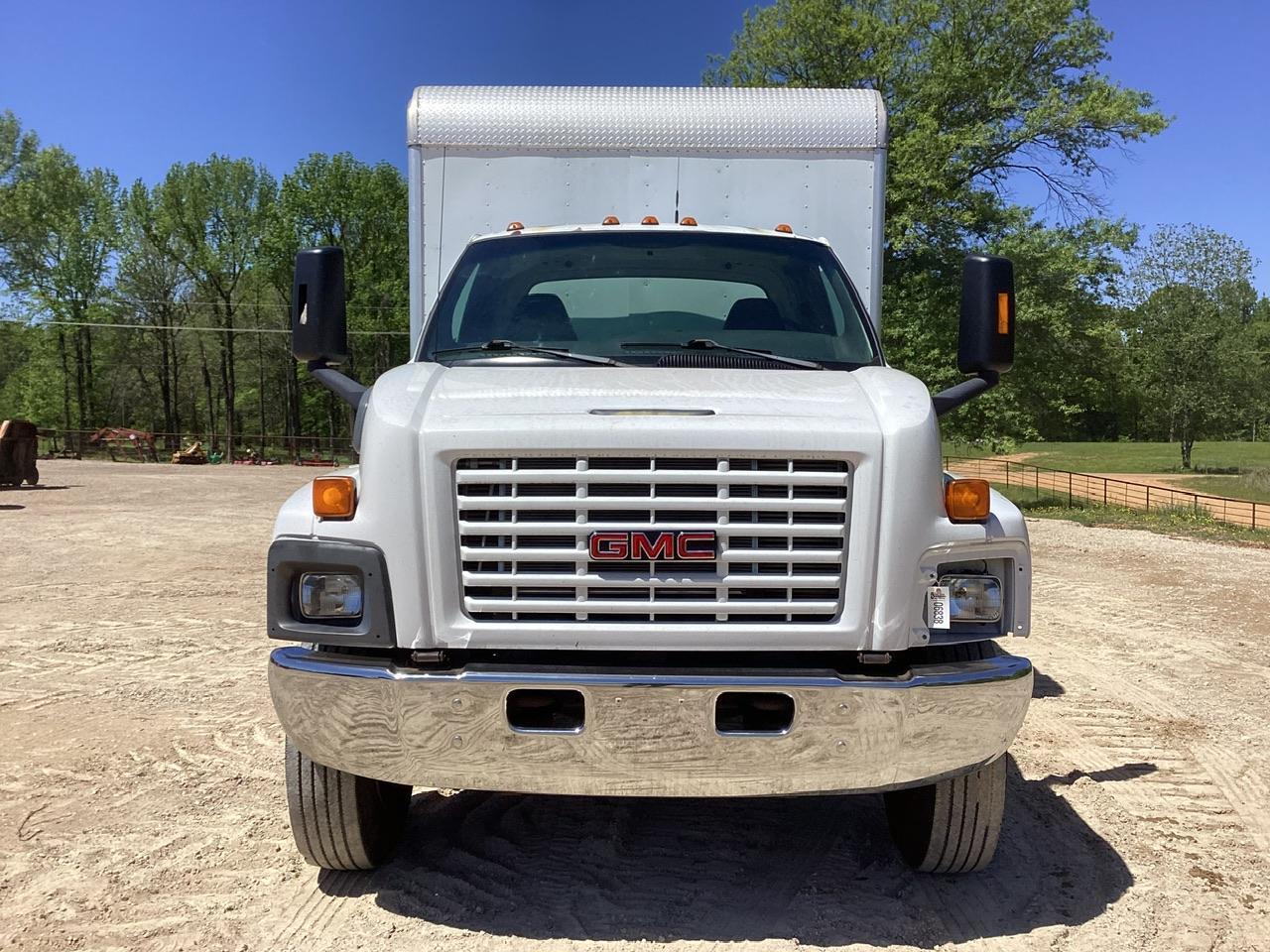 2007 GMC CtC7 Box truck