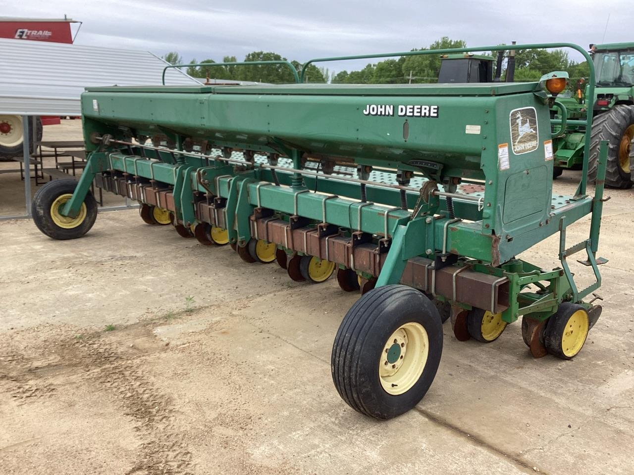 John Deere 1530 Grain Drill