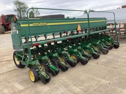 John Deere 1530 Grain Drill