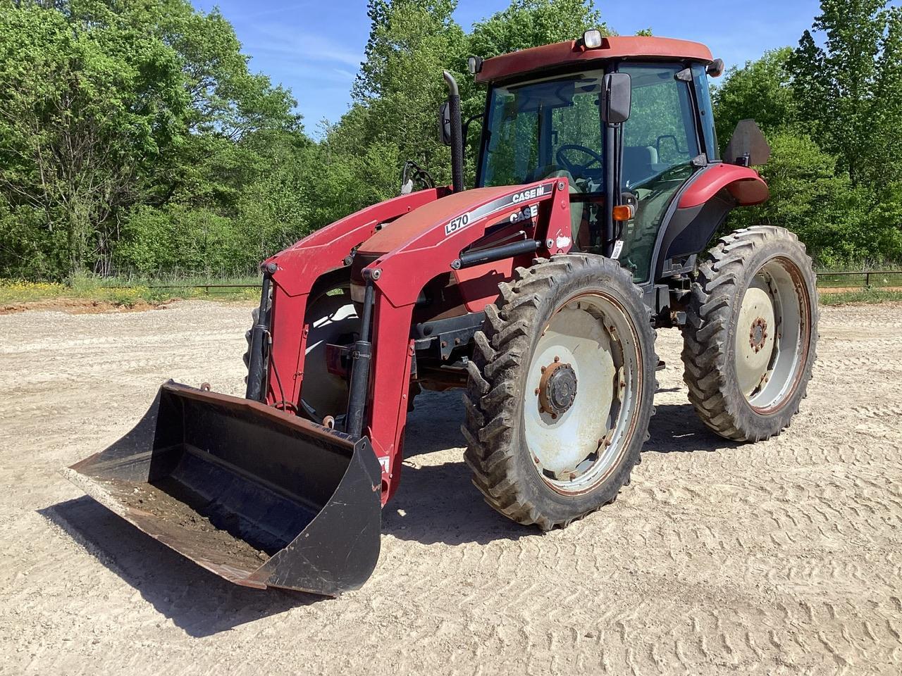 Case IH Farmall 95 Tractor W/ CIH L570 Loader