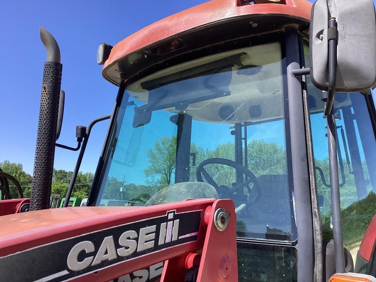 Case IH Farmall 95 Tractor W/ CIH L570 Loader