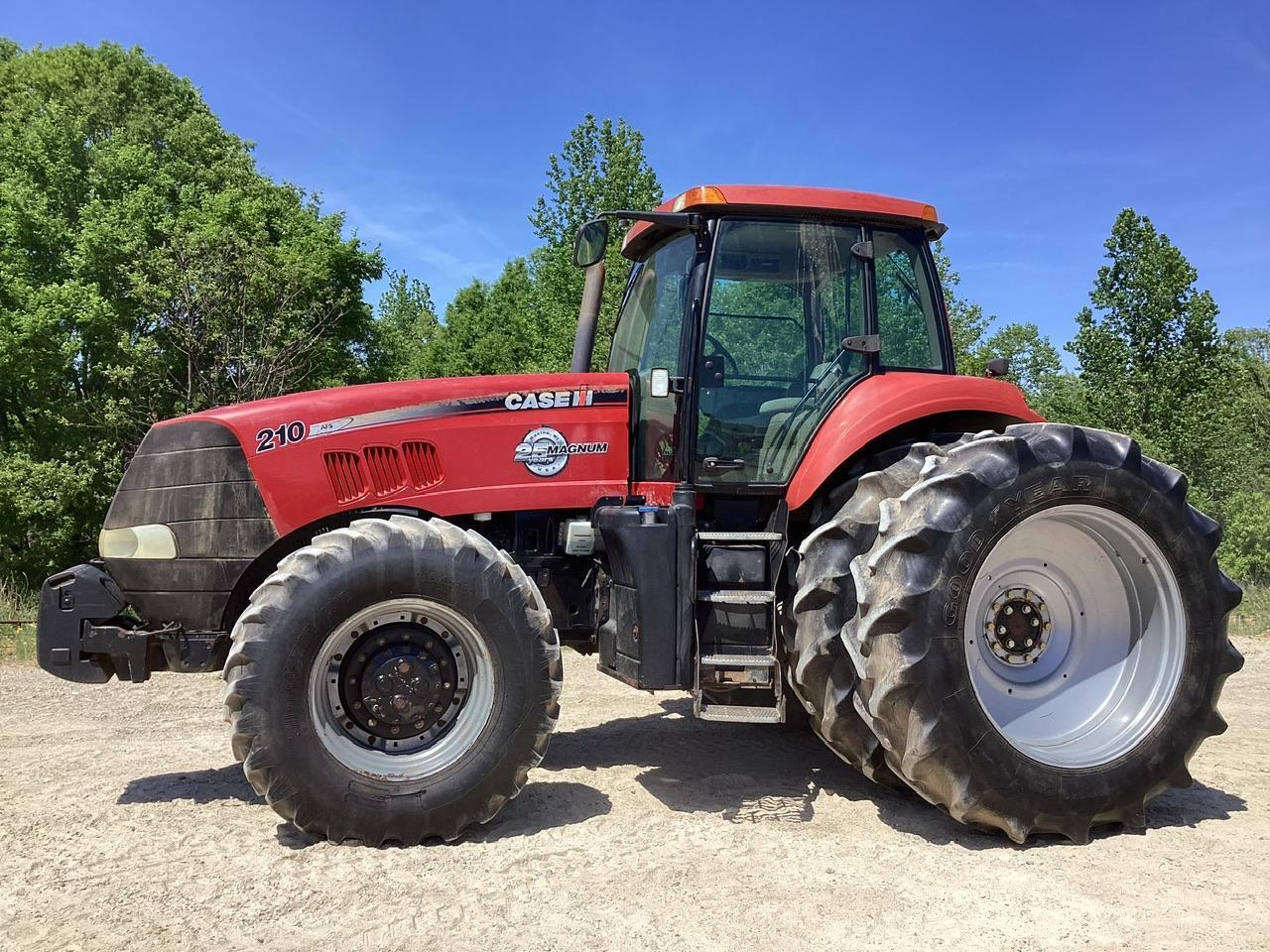 Case IH Magnum 210 Tractor