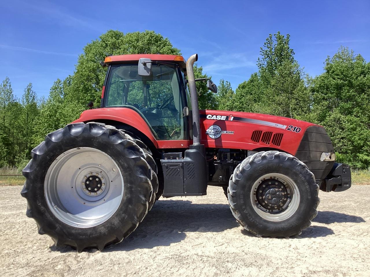 Case IH Magnum 210 Tractor