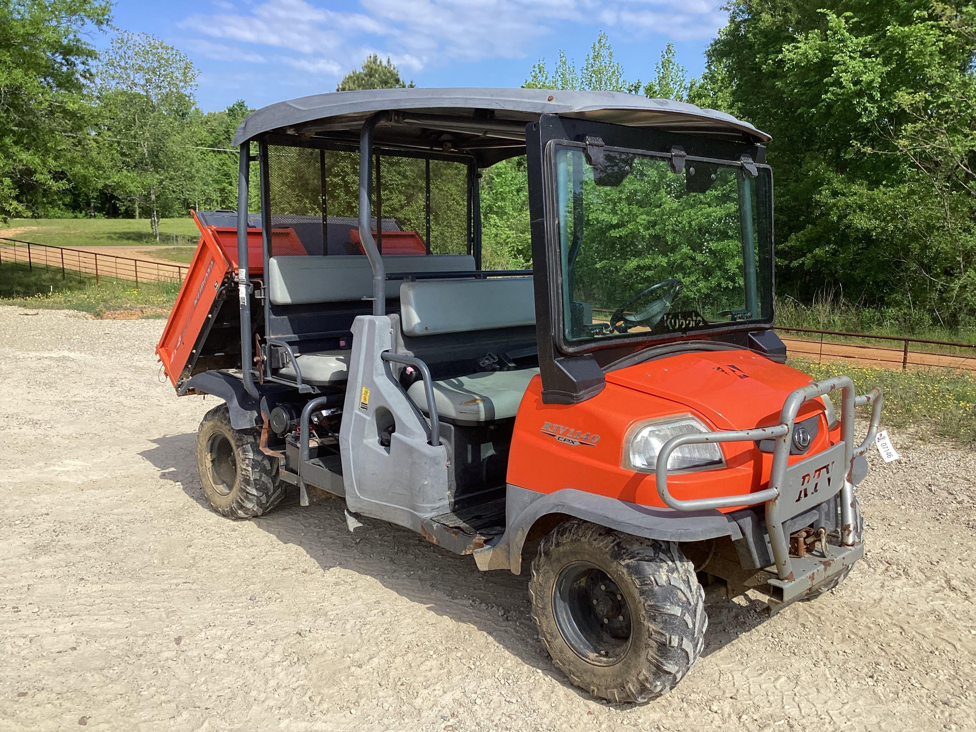 Kubota 1140CPX Side by Side