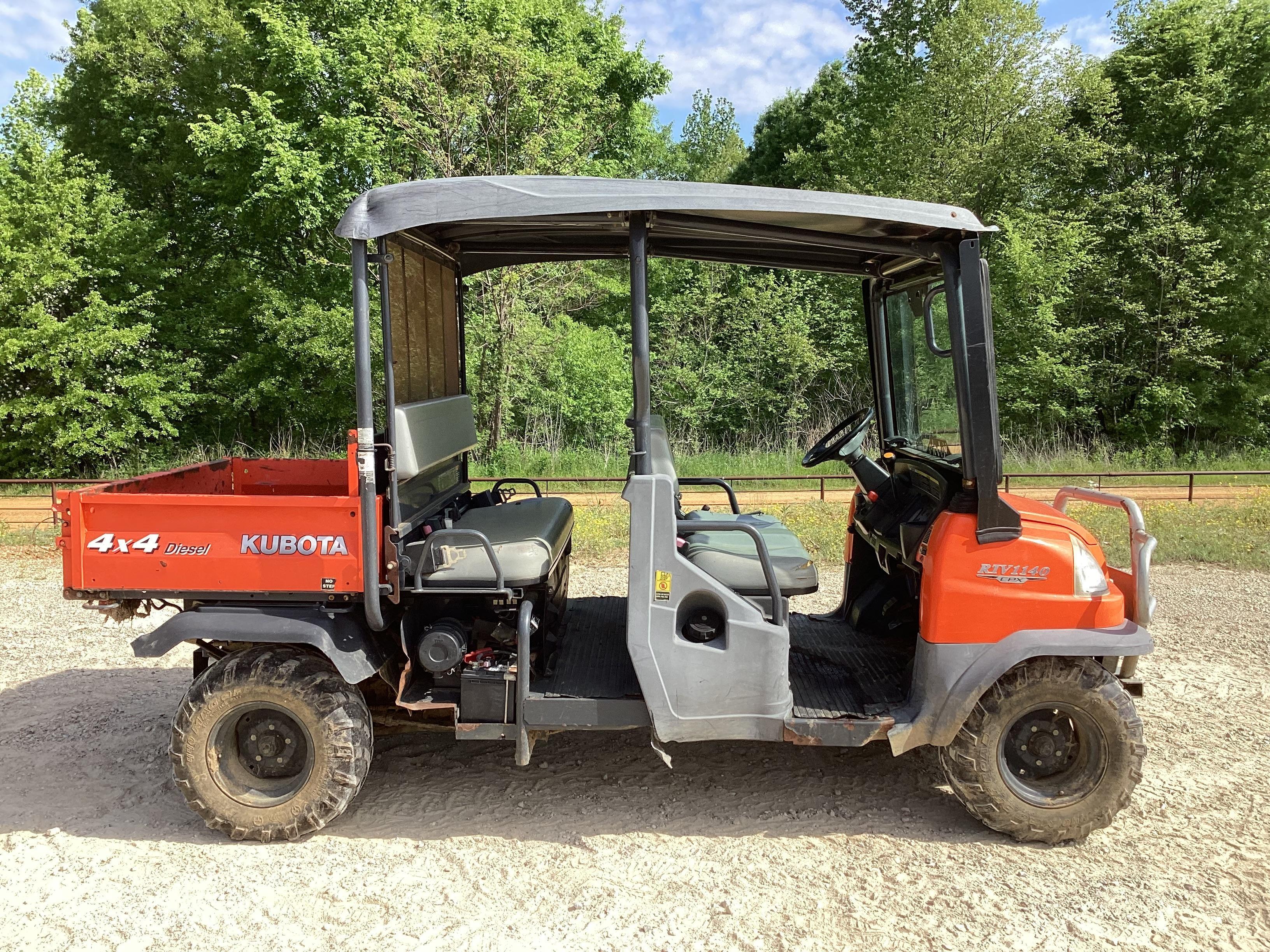 Kubota 1140CPX Side by Side