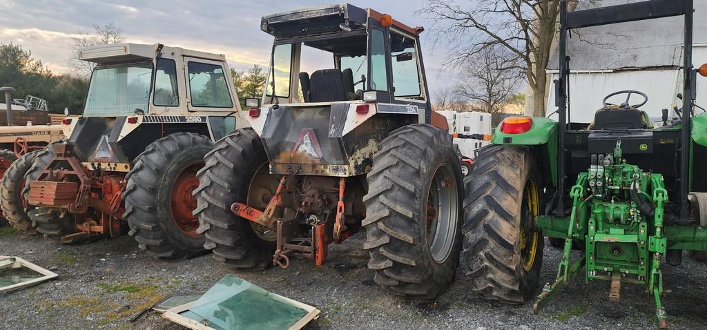 Case 2290 Tractor (RUNS) (LOCAL ESTATE)