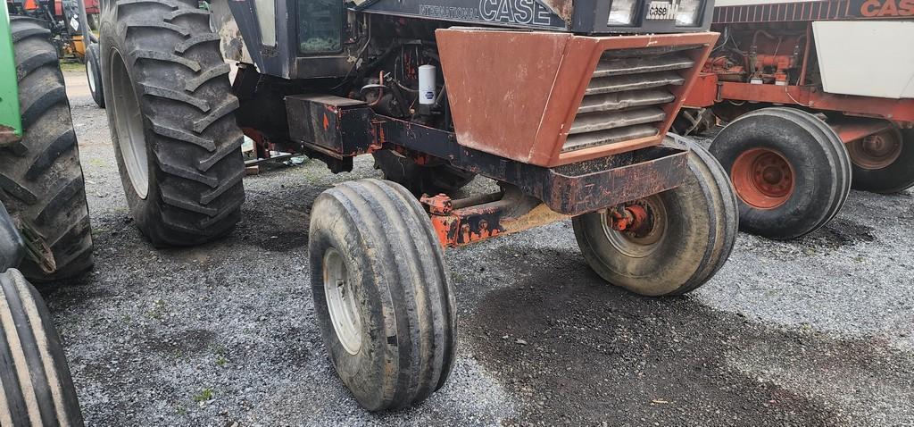 Case 2290 Tractor (RUNS) (LOCAL ESTATE)