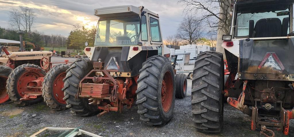 Case 2590 Tractor (RUNS) (LOCAL ESTATE)