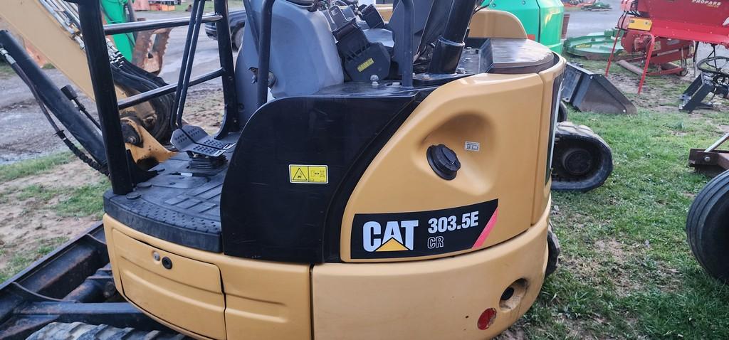 2014 Cat 303.5ECR Mini Excavator (RIDE AND DRIVE)