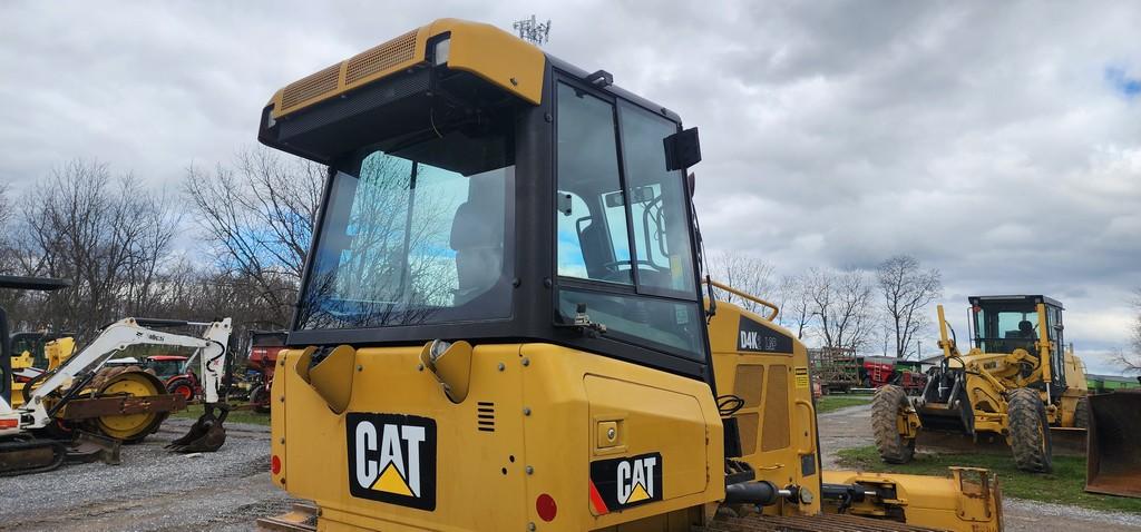 2013 Caterpillar D4K2 LGP Dozer (RIDE AND DRIVE)