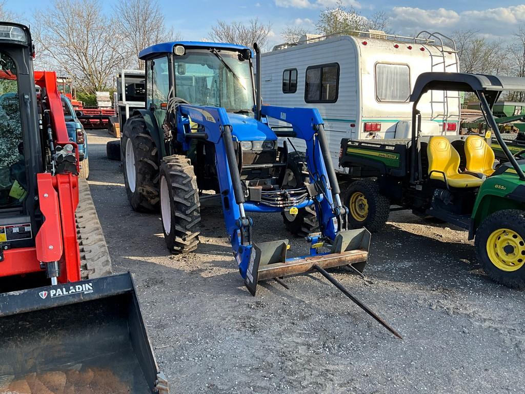 New Holland TN65 Tractor (RIDE AND DRIVE)