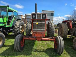 International 966 Tractor (RUNS)