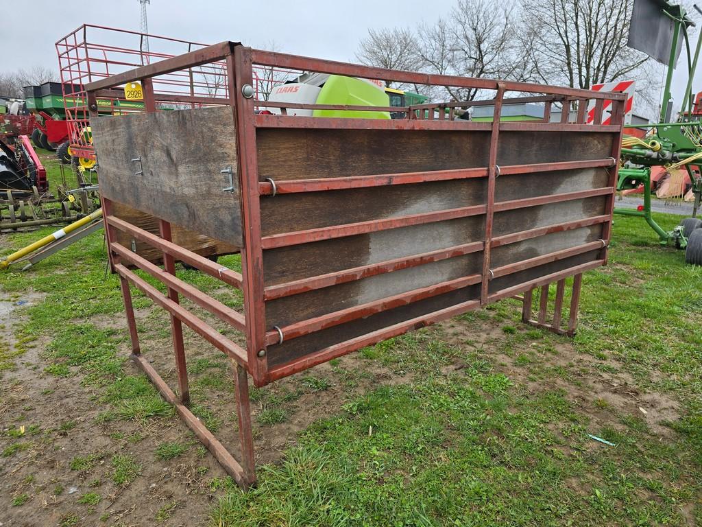 5 1/2'x8' Cattle Racks
