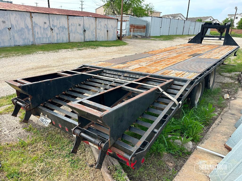 2015 Big Tex 22GN 25ft T/A Gooseneck Trailer [YARD 3]