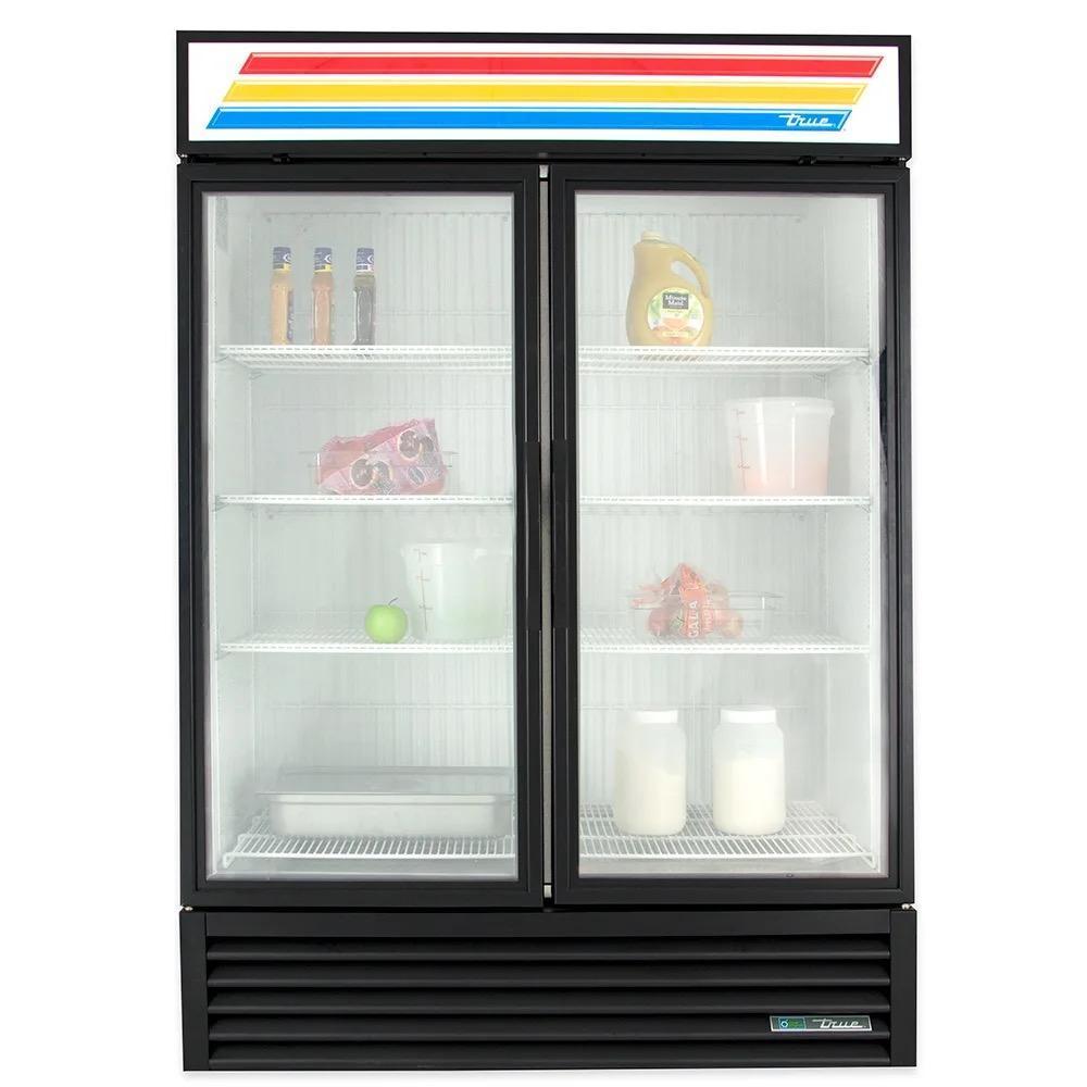 True GDM-49F-LD, 49 cu ft, 2 Door, Swing Door Freezer