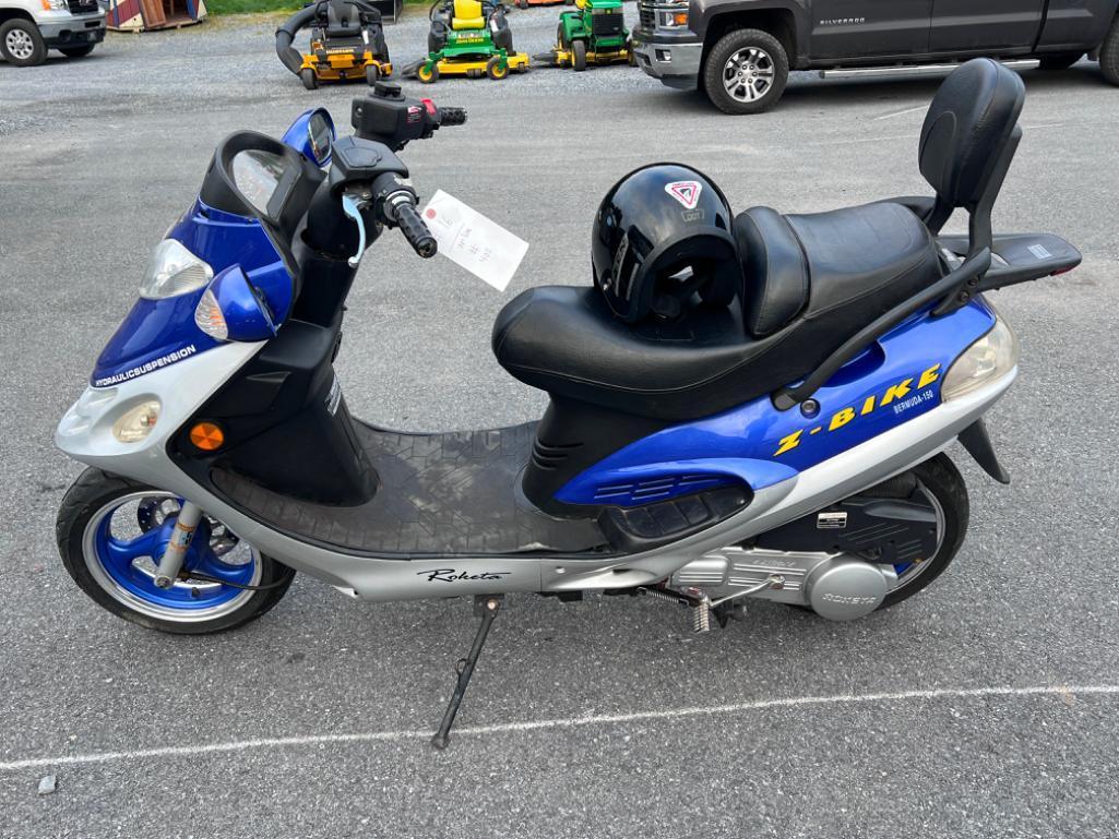 Z-Bike Motor Scooter