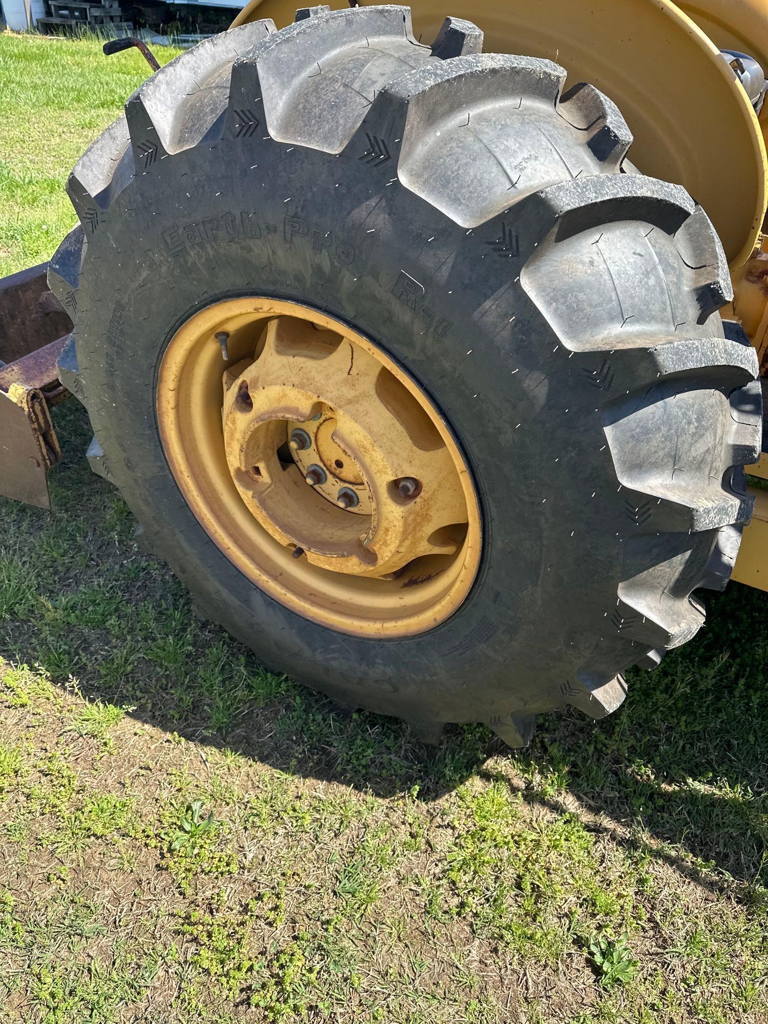 FORD 445D TRACTOR WITH BOX BLADE AND LOADER