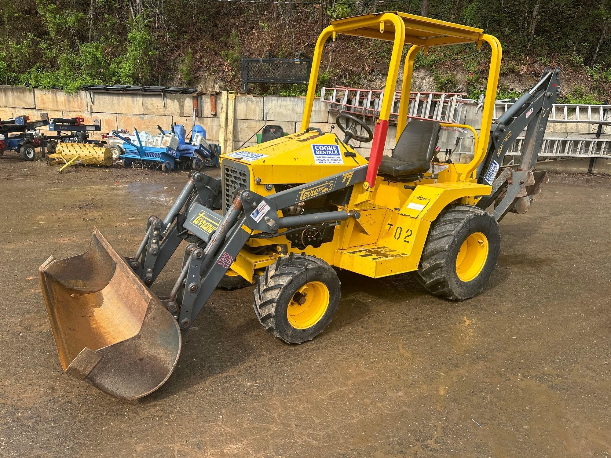 2017 TERRAMITE T7 LOADER BACKHOE