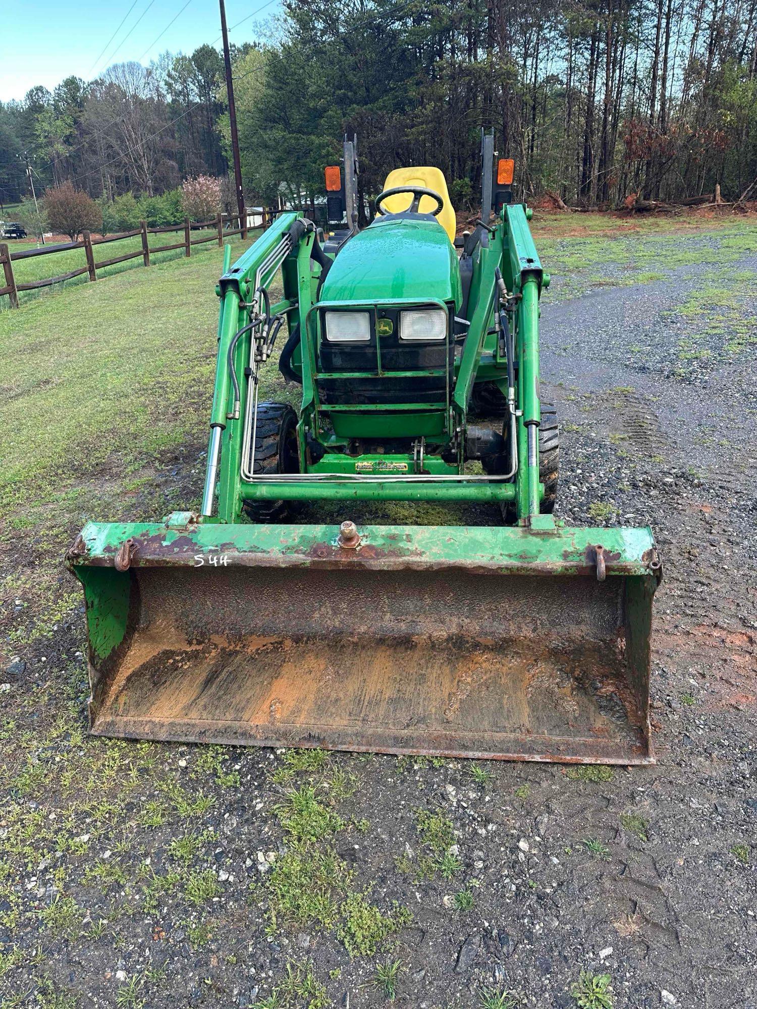 JOHN DEERE 4210 4WD TRACTOR W/ LOADER